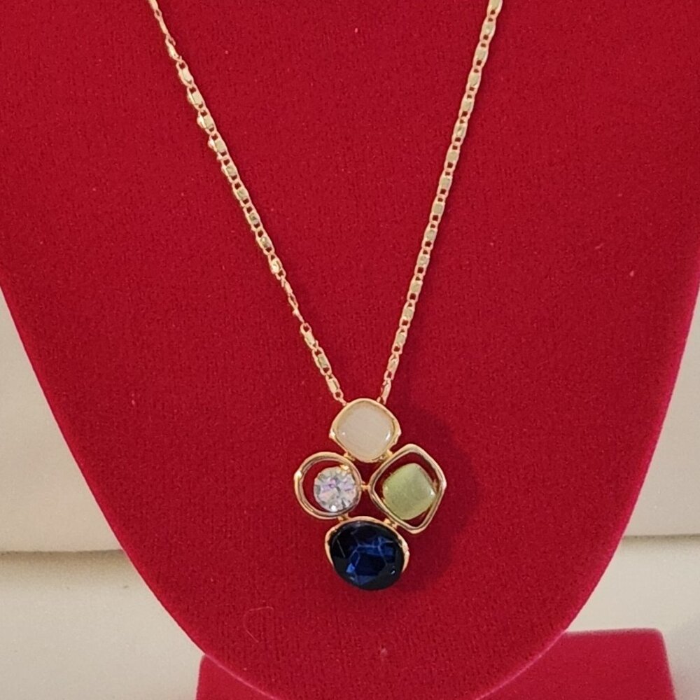 THREE FOR $20 Beautiful mixed media stones necklace earring set NIP